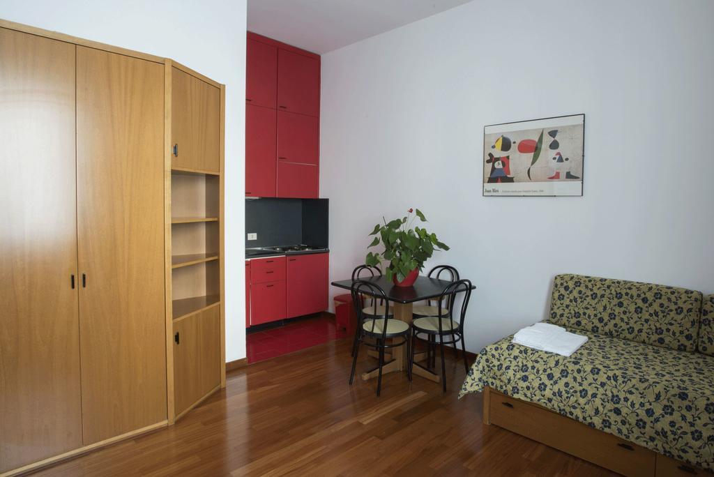 Residence Villa Odescalchi Milano Exterior foto