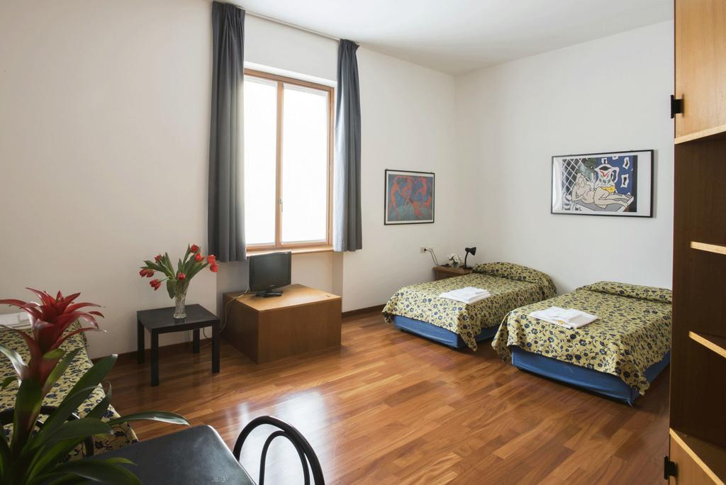 Residence Villa Odescalchi Milano Exterior foto